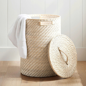 Cesto de ropa redondo de ratán natural, hecho a mano y ecológico, con tapa, cesta de almacenamiento para decoración del hogar, hotel o restaurante. - Product Image 1