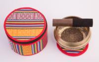 Meilleur ensemble cadeau de luxe sculpté et gravé de la marque Himalaya Exports, bol chantant en laiton, décoration d'intérieur, motif traditionnel