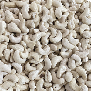 Oferta Especial: Nueces de Anacardo Crudas W240 a Precio Económico, Venta al por Mayor, Tamaño de Corte Personalizado, Vietnam Santigo - Product Image 1