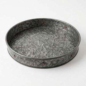 Bandeja de Servir de Hierro Galvanizado de Zinc Envejecido Hecha a Mano de 35 cm con Superficie Ondulada para Decoración del Hogar y Uso en Hoteles - Product Image 1