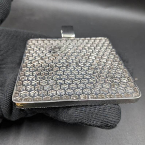 Medallón Cuadrado Personalizado con Letra en Plata de Ley 925, Chapado en Rodio, con Moissanita, Diseño Iced Bicolor en Oro Rosa, Estilo Hip Hop, Unisex - Product Image 3