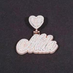 Nouvel Arrivage Collier de Mariage Vintage Hip Hop en Argent Sterling avec Pendentif Prénom entièrement serti de Moissanite Diamant Flamme, d'un Fournisseur Indien - Product Image 2