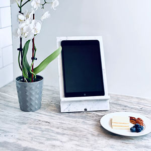 Support de téléphone portable artisanal en marbre naturel, design créatif Craft Exim, pour bureau, table, maison, support de téléphone en pierre de qualité supérieure - Product Image 1