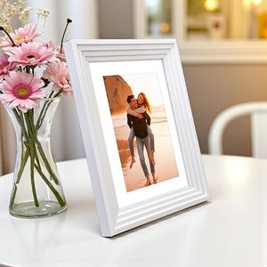 Marco de Fotos de Madera para Parejas - Romántico, de Madera Maciza, Hecho a Mano, Diseño Moderno Vintage, para Montar en la Pared o de Sobremesa - Product Image 3