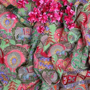 Magnifique Anarkali ethnique indien vert émeraude en tissu crêpe léger de 54 pouces, orné de sequins scintillants, motif éléphant et paon Daman - Product Image 6