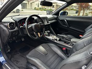 BUENA OFERTA 2017 G T-R PREMIUM - Product Image 6