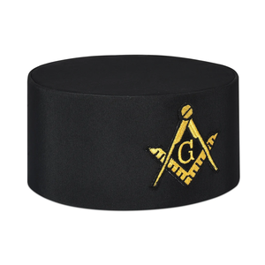 Casquette de Maître Maçon de Haute Qualité, Casquette de Loge Bleue, en Rayonne Noire Brodée Or avec Symbole Carré et Compas - Product Image 2
