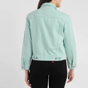 Veste en jean élégante pour femme, coupe ample, boutonnée, éco-responsable, vêtement d'extérieur décontracté, service OEM personnalisable, tendance, usage quotidien, automne-hiver - Product Image 4