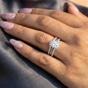 Anillo de doble banda con diseño de rayos de sol y diamantes de moissanita de corte redondo, plata 925 original, ideal para mujeres, regalo de boda o promesa, joyería para ella. - Product Image 4