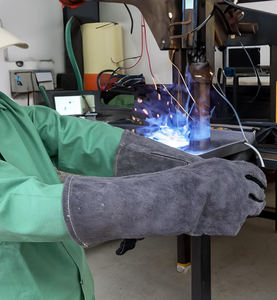 Guantes de Trabajo para Soldador con Diseño Reforzado en el Pulgar, Resistentes al Calor, Guantes de Seguridad para Protección de Manos, Precio Económico - Product Image 5