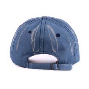 Casquette de baseball élégante en jean délavé à 5 panneaux avec strass papillon, respirante, confortable et personnalisable pour femme – Vente en gros - Product Image 5