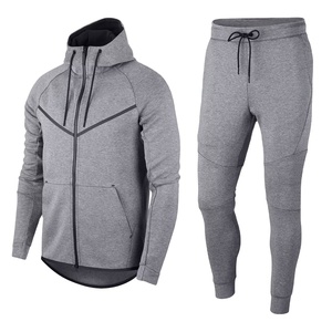 Chándal de tela de poliéster liso con diseño personalizado y logotipo, ropa deportiva transpirable por sublimación, chándales ajustados Unisex para hombre 2026 - Product Image 1