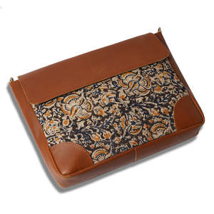 Bolso Bandolera de Cuero Genuino con Solapa Estampada, Bolso para Portátil, Gran Capacidad, Ligero, para Viajes y Uso Diario - Product Image 5