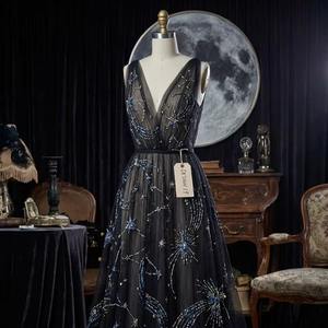 Vestido de Noche Rosa con Bordado Floral al por Mayor 2026 Precio de Fábrica Vestido de Fiesta de Tul con Mangas Volantes Elegante Vestido de Noche con Cuello en V y Malla - Product Image 1