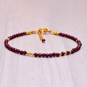 Bracelet à breloques en grenat, argent sterling 925, plaqué argent, design simple et classique, bijoux faits à la main, cadeau pour femmes - Product Image 1
