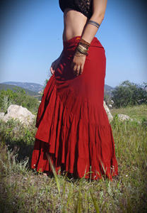 Jupe longue bohème en coton asymétrique, jupe de festival bohème fluide taille haute, cadeau pour elle à prix de gros - Product Image 2