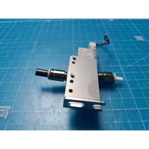 Válvula Compacta de Accionamiento Neumático CKD 3QRA110-C3H-FL614976, Usada como Pieza de Repuesto para Equipos Legacy Semiconductor - Product Image 5