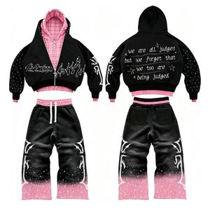Conjunto de Sudadera y Pantalones Deportivos OEM Personalizados con Lavado Ácido, Pedrería, Diseño Desgastado, Parches Bordados y Pantalones Acampanados - Product Image 5