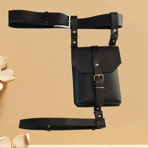 Durable High Quality New Arrived Good Quality Latest Design Leather Waist Bag Custom Perfect Warm Windproof Leather Waist Bag - Product Image 1
