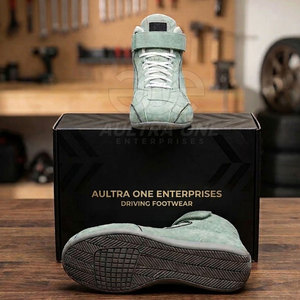 Chaussures de course automobile performantes offrant une mobilité flexible, un rembourrage intérieur doux, une adhérence sécurisée, légères et avec options personnalisables. - Product Image 6