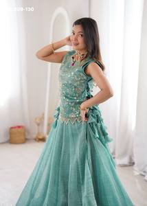 Hermoso Conjunto de Salsa Crush con Lehenga-Blusa de Kalidar Sólido y Koti Bordado con Encaje Elegante, Listo para Usar, Moda Femenina - Product Image 6