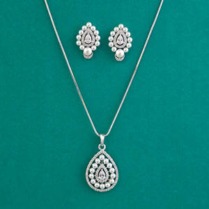 Conjunto de colgante clásico de circonia cúbica, joyería de diseño de joyas Kanhai, chapado en 2 tonos, el mejor de 412226 - Product Image 2