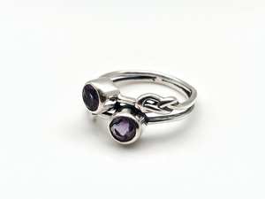 Anillo de amatista en plata de ley con nudo infinito hecho a mano, piedra preciosa de febrero, anillo elegante, regalo de joyería para mujer - Product Image 3