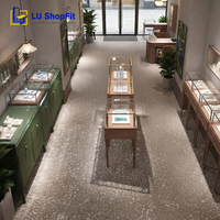 Vitrine de présentation de bijoux vintage de haute qualité, design de comptoir pour bijouterie, présentoir de table personnalisé en métal et bois