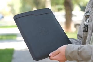 Funda Protectora de Cuero Genuino de Vaca, Estilo Vintage, Resistente, para Uso Diario, Ligera, para Tablets y Laptops LS-0281 - Product Image 3