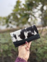 Dompet Kulit Sapi Motif Barat Warna Hitam, Dompet Kulit Berbulu, Hadiah untuk Wanita, Terlaris