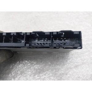 ECU และโมดูลคอมพิวเตอร์มือสองสำหรับรถยนต์ซีรีส์ 5 รุ่น 61359257098901 - Product Image 2