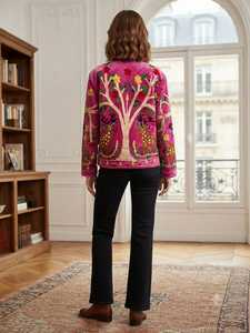 Chaqueta Rosa Suzani para Mujer con Bordado Floral, Estilo Boho Chic, Prenda Exterior Étnica, Inspiración Vintage, Abrigo Artesanal Único - Product Image 2