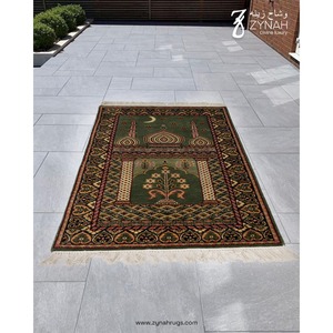 Tapis de prière en soie noué à la main vert, design islamique musulman Janamaz, tapis de prière de luxe fait main, décoration de la maison, cadeau - Product Image 3
