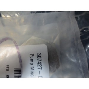 AMAT 3300-03883 FTG CND CONN HOOD APTR RDCR - Equipo y Piezas de Semiconductores de Confianza de la Marca Global Legacy - Product Image 6