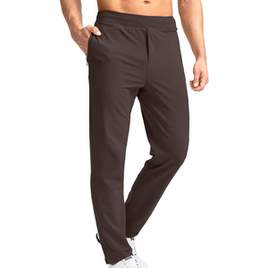 Pantalones de entrenamiento de fútbol especializados con aberturas en las piernas con cremallera para facilitar la extracción sobre los zapatos durante el calentamiento y enfriamiento previo al partido. - Product Image 5