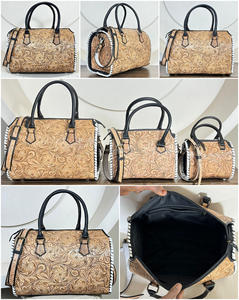 Nouvel Arrivage de Luxe : Sac à Main Western en Cuir Véritable Façonné à la Main, Grand Sac Bandoulière Designer pour Femme, Sac de Voyage Type Duffel - Product Image 3