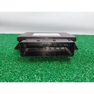 โมดูลควบคุมเบรกไฟฟ้าสำหรับรถยนต์ Q5 8R ปี 2008-2012 มือสอง ของแท้ OEM รุ่น 8K0907801H - Product Image 3