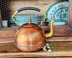 Decorative <b>Copper</b> Kettle For Tea Serving And Elegant <b>Table</b> Presentation With Handcrafted Metal Detailing - Product Image 3