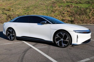 2022 Lucid Air Dream Edition Performance - Product Image 3