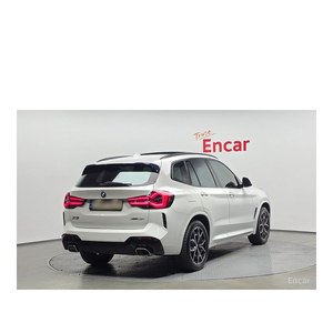 BMW X3 XDrive 20i M Sport 2024 avec boîte de vitesses automatique, direction à gauche, caméra arrière, 35 230 km - Product Image 2