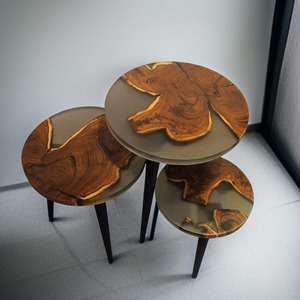Juego de 3 mesas nido personalizadas – Madera de teca con acabado de resina gris tintada y brillo de faizacraft - Product Image 3