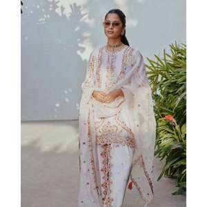 Ensemble haut et bas en coton de créateur avec dupatta pour tenue de soirée, manches trois-quarts - Product Image 2