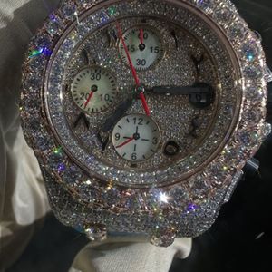 Montre de haute qualité avec mouvement à quartz en moissanite glacée, 40 mm, style antique, bracelet en or blanc, style hip-hop, édition limitée - Product Image 1