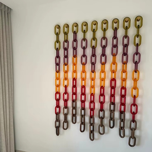 Cadena de eslabones de resina, decoración de pared con eslabones de resina colgantes, arte de resina acrílica moderno y único al precio más bajo. - Product Image 1