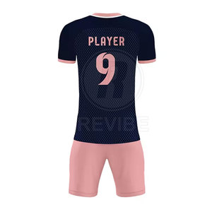 Uniforme de Fútbol Transpirable de la Mejor Calidad a Precio de Mayoreo, 100% Poliéster, Hecho en Pakistán, Personalizable - Product Image 3