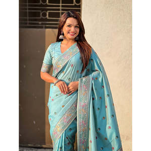 Sari de Seda Baluchari Azul Marino con Tejido Zari de Elite Weaves para Bodas, 650g, en Stock - Product Image 5