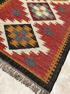 Alfombra Rectangular Hecha a Mano por Krafterscustom, Diseño Geométrico Kilim, Ecológica, de Lana y Acrílico, para Sala de Estar, Fácil de Limpiar - Product Image 6