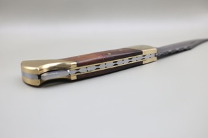 Cuchillo Plegable de Acero de Damasco con Punta Clip y Hoja Recta, Mango de Madera, Acabado en Latón, Hoja Táctica Personalizada para Exteriores - Product Image 2