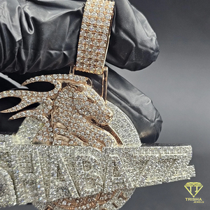 จี้ชื่อ "SHABAZZ" แบบสั่งทำพิเศษ ประดับเพชร VVS Lab Grown ระดับ Iced Out สไตล์ฮิปฮอป เงินแท้ 925 ชุบทอง - Product Image 3