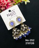 Parure de boucles d'oreilles tendance indienne, géométrique, traditionnelle, en alliage, sertie de pierres, style chandelier Kundan, avec imitation de diamants américains et perles